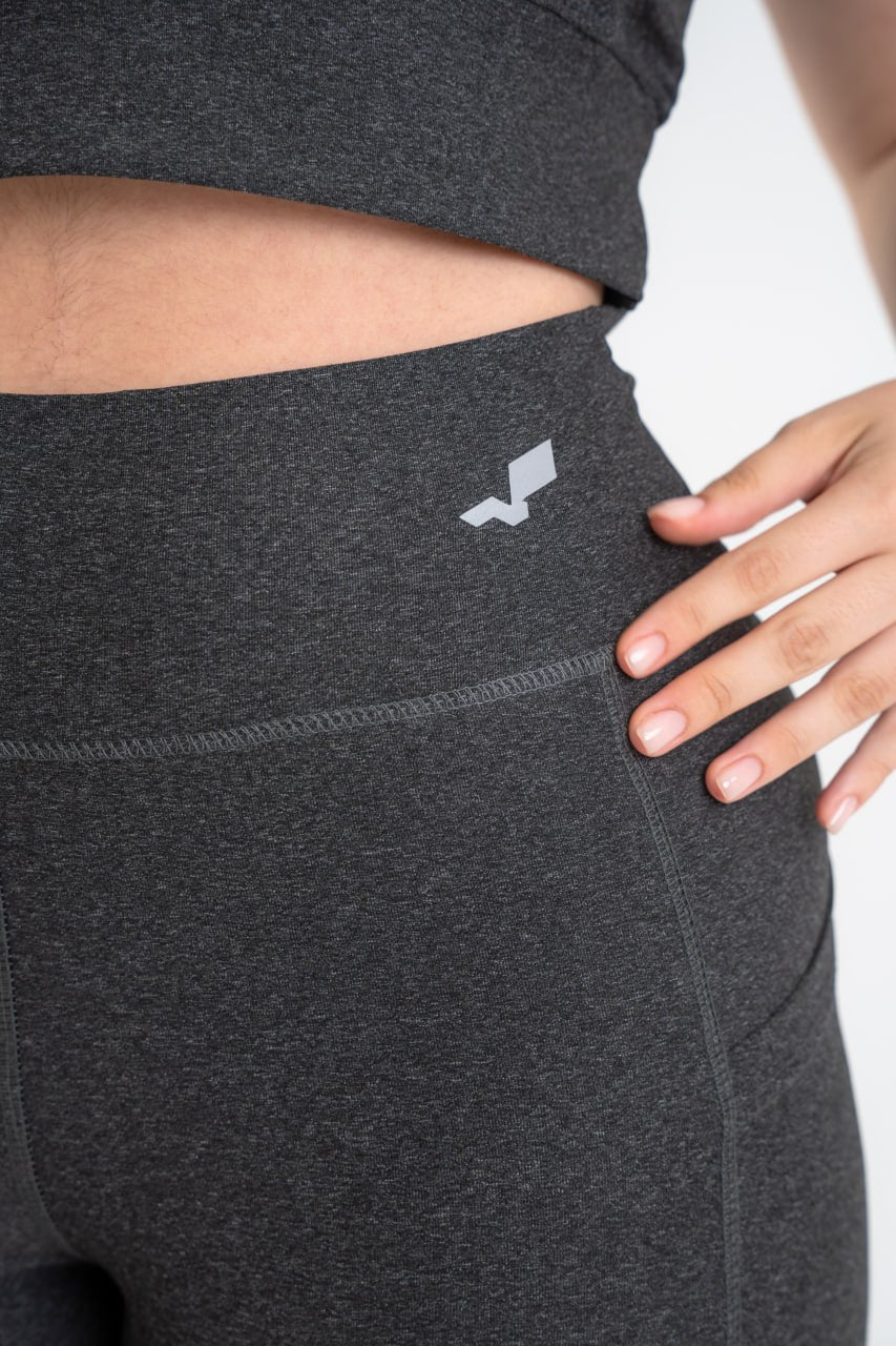 VELARA Leggings