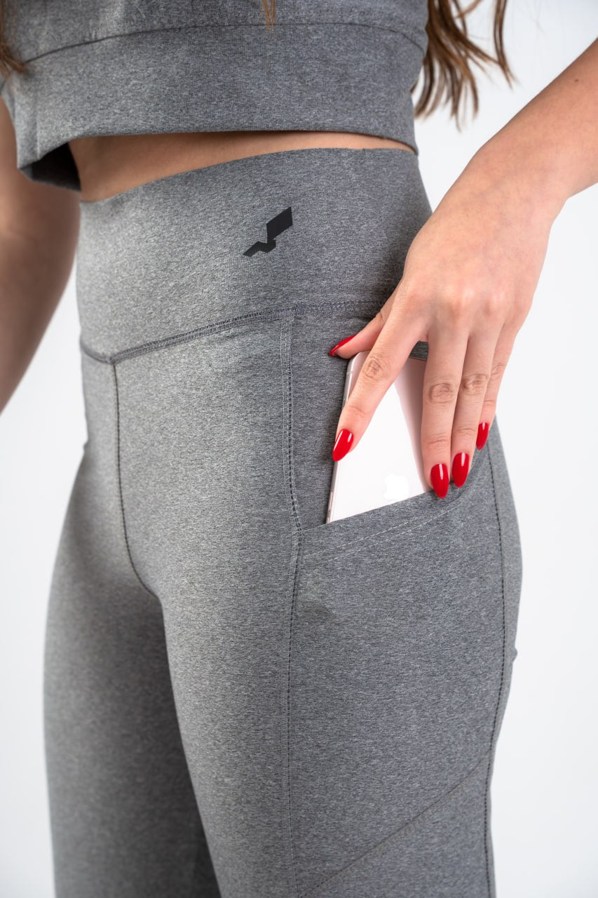 VELARA Leggings